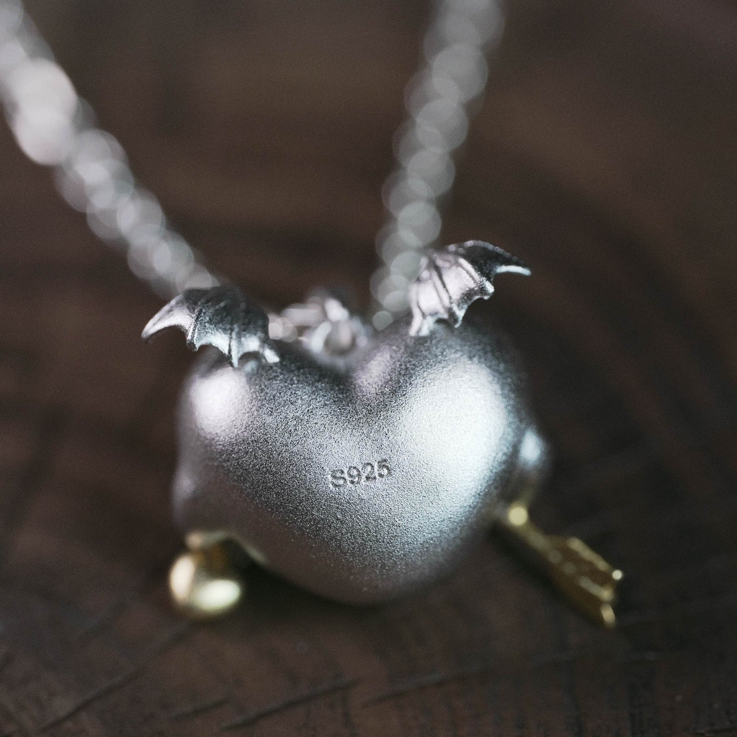 SILVER HEARTBREAKER