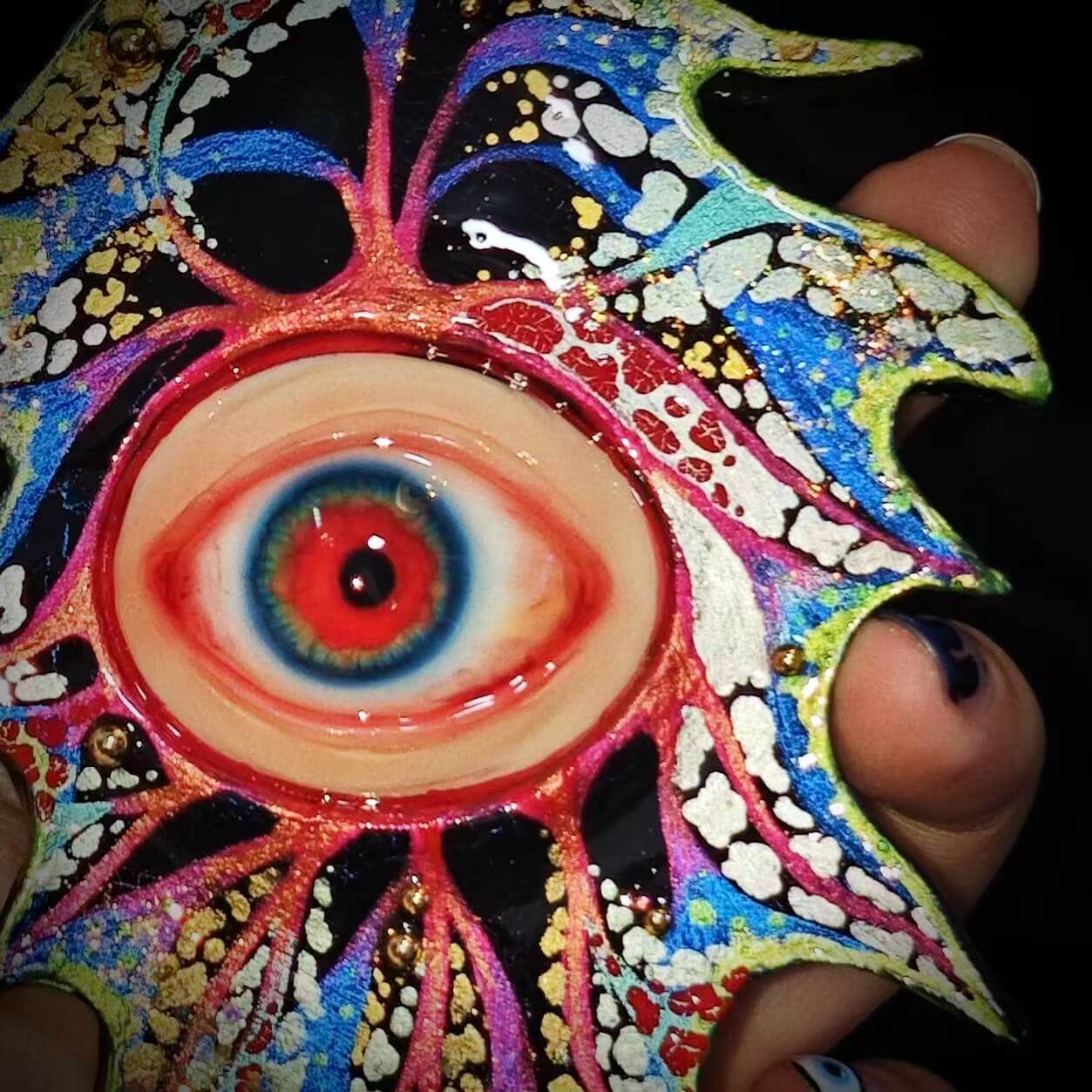 EYE OF MANDALA