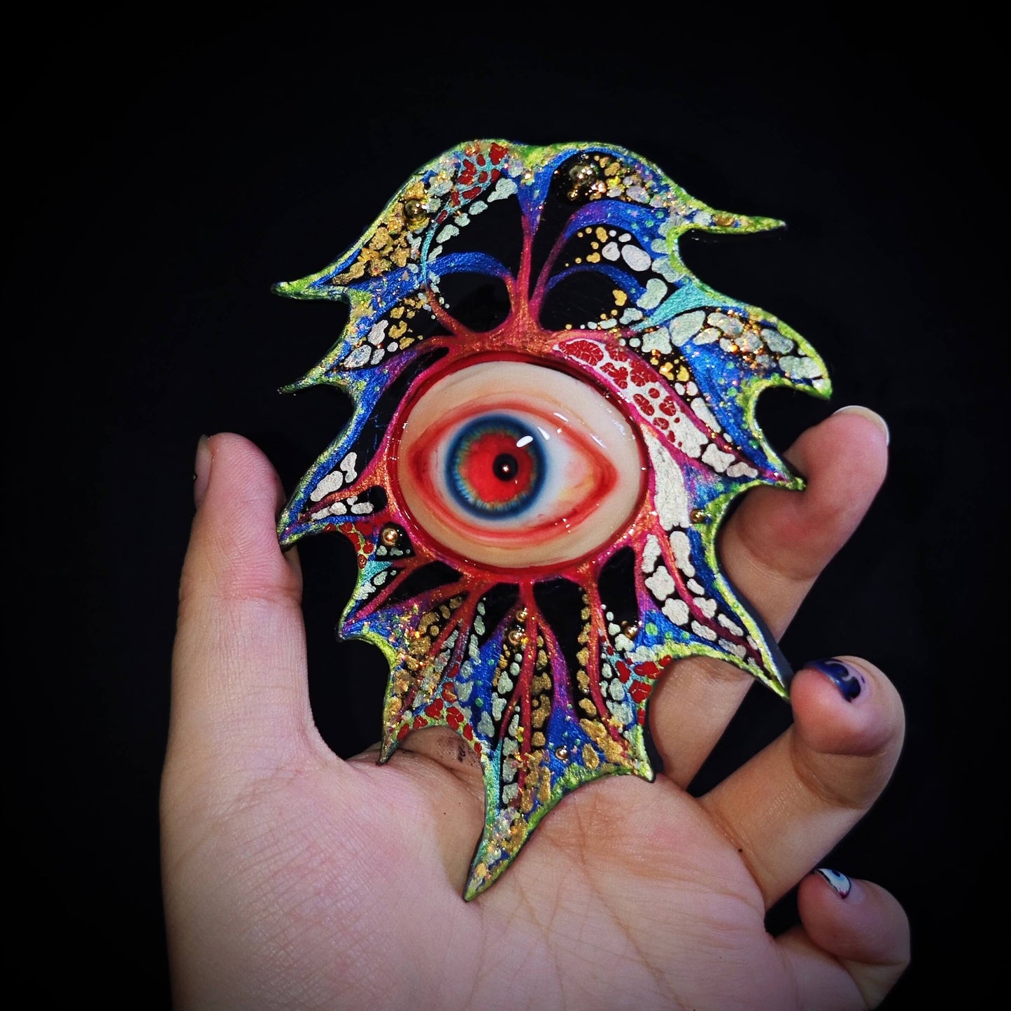 EYE OF MANDALA