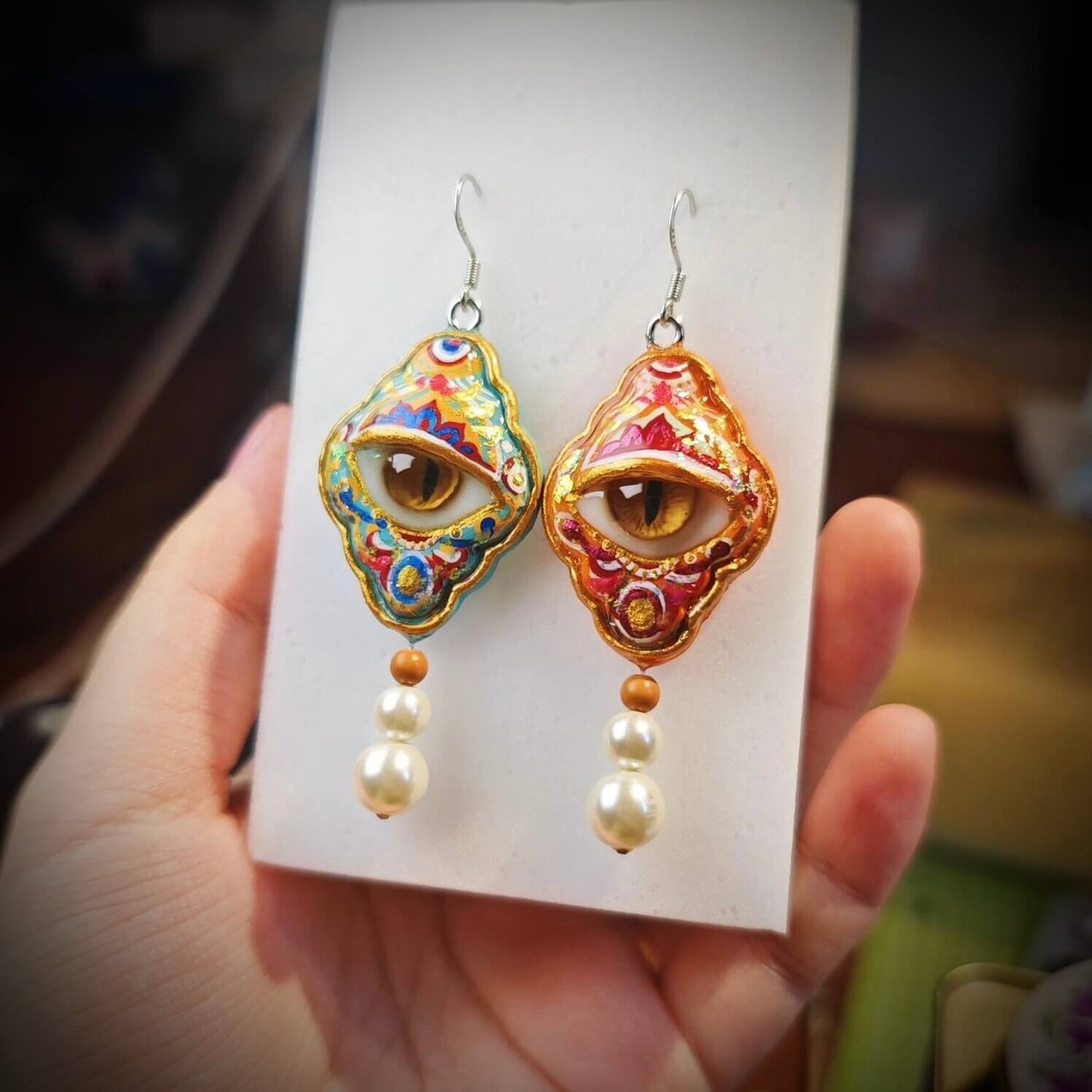 GILDED TOTEMS