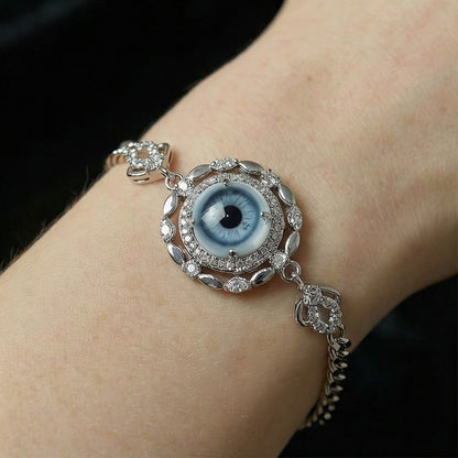 The Gaze · Bond Bracelet