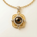 The Gaze · Aurelia Pendant