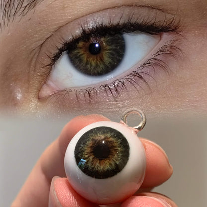 CUSTOM EYE ACCESSORIES (DM IG: eccentric_manor)