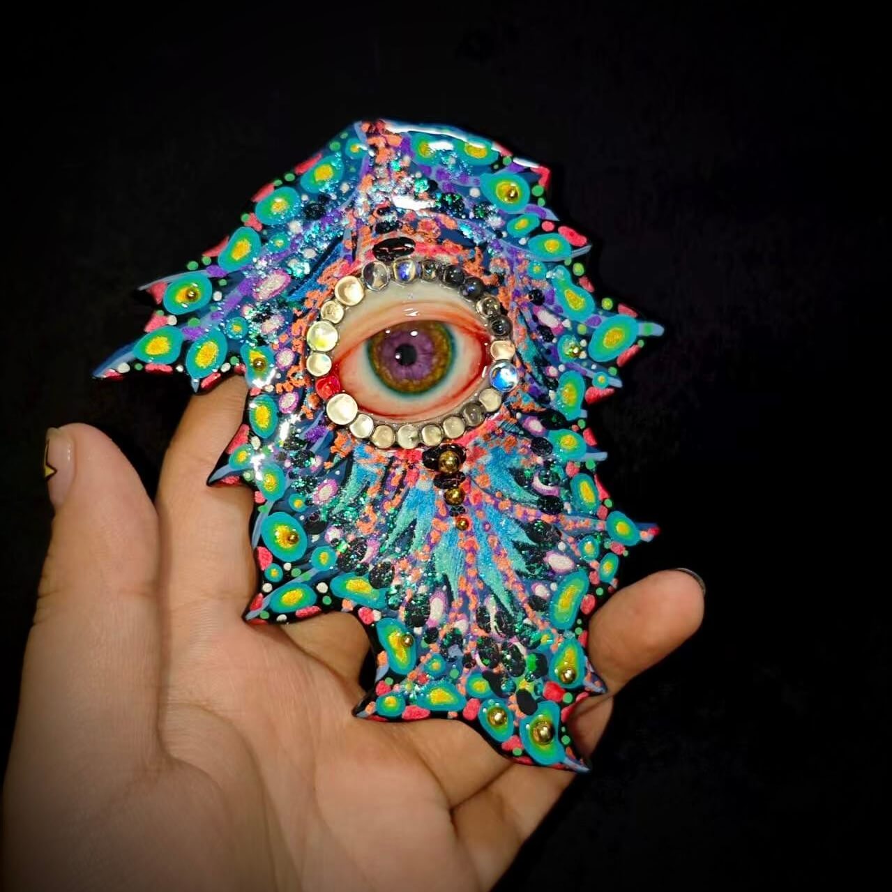 EYE OF MANDALA