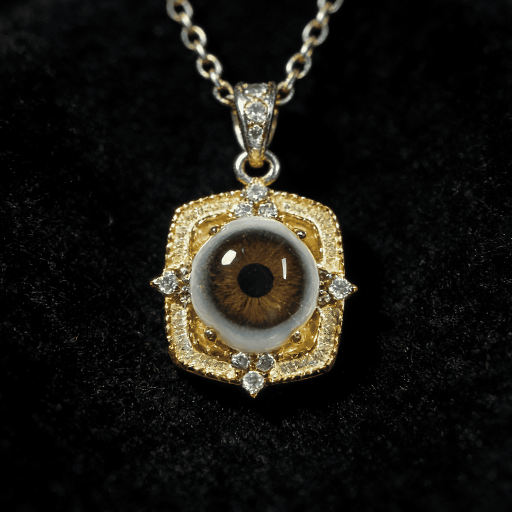 The Gaze · Aurelia Pendant