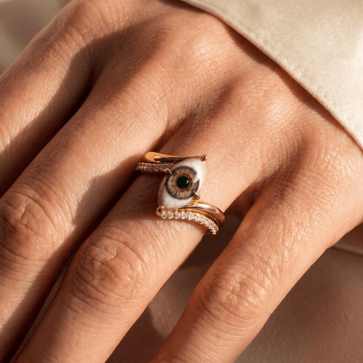 The Gaze · Virelia Ring