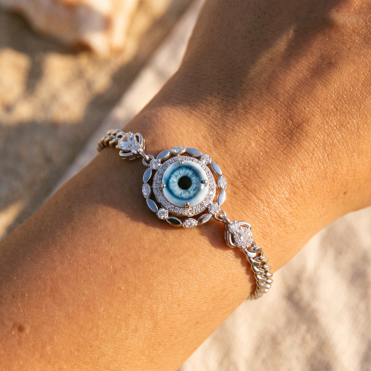 The Gaze · Bond Bracelet