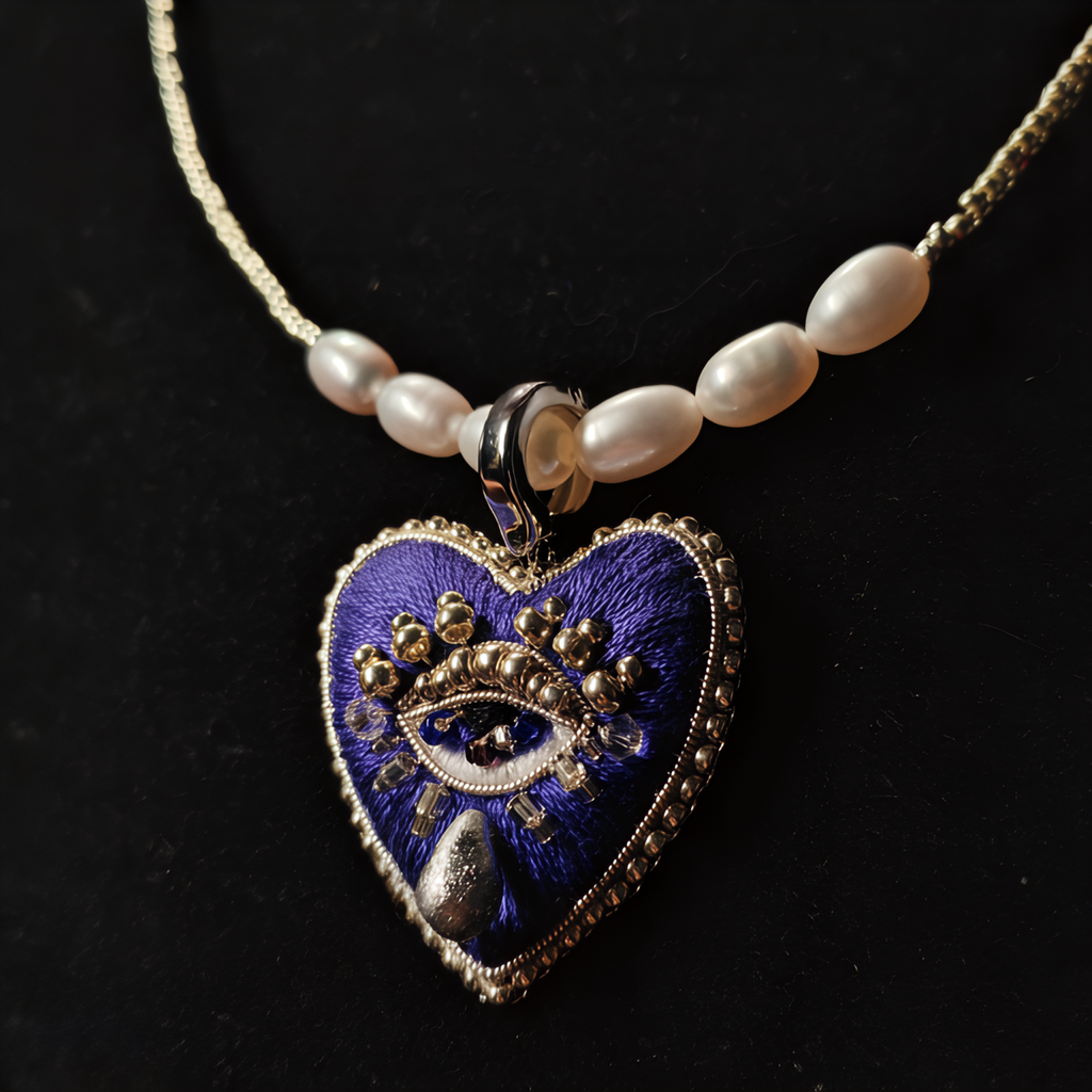 Heritage · Midnight Velvet Heart Necklace
