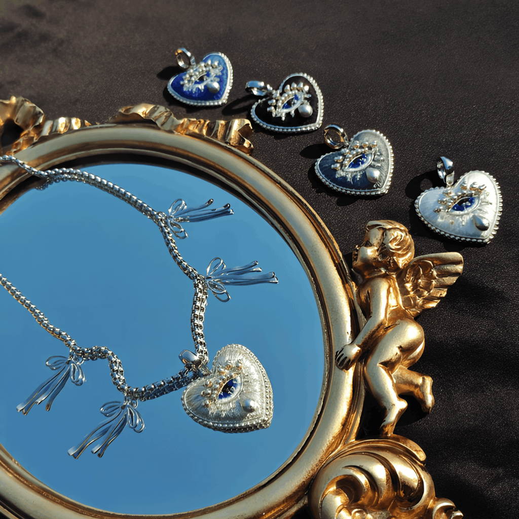 Heritage · Midnight Velvet Heart Necklace