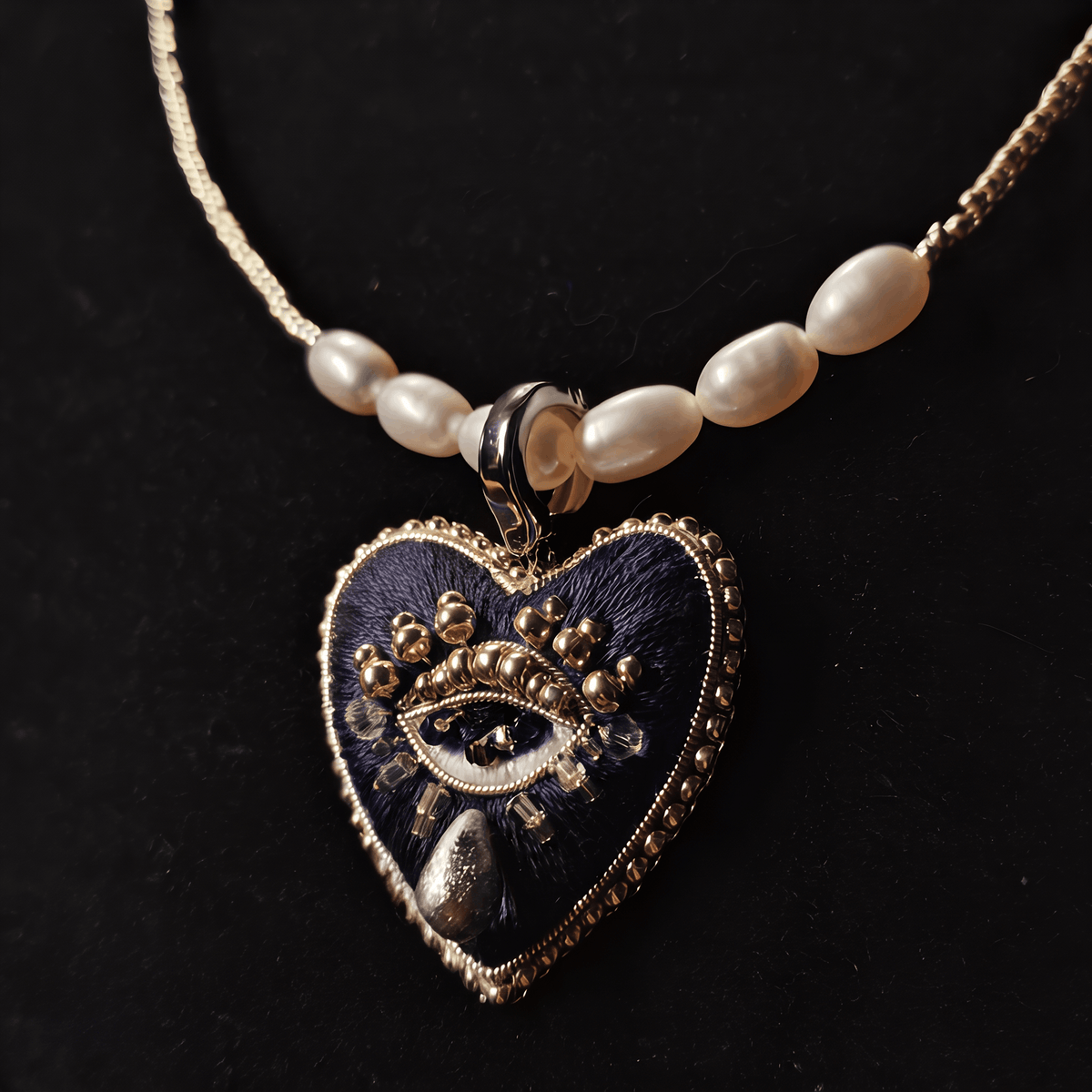 Heritage · Midnight Velvet Heart Necklace