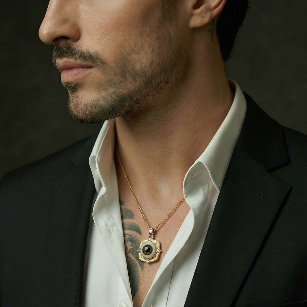 The Gaze · Aurelia Pendant