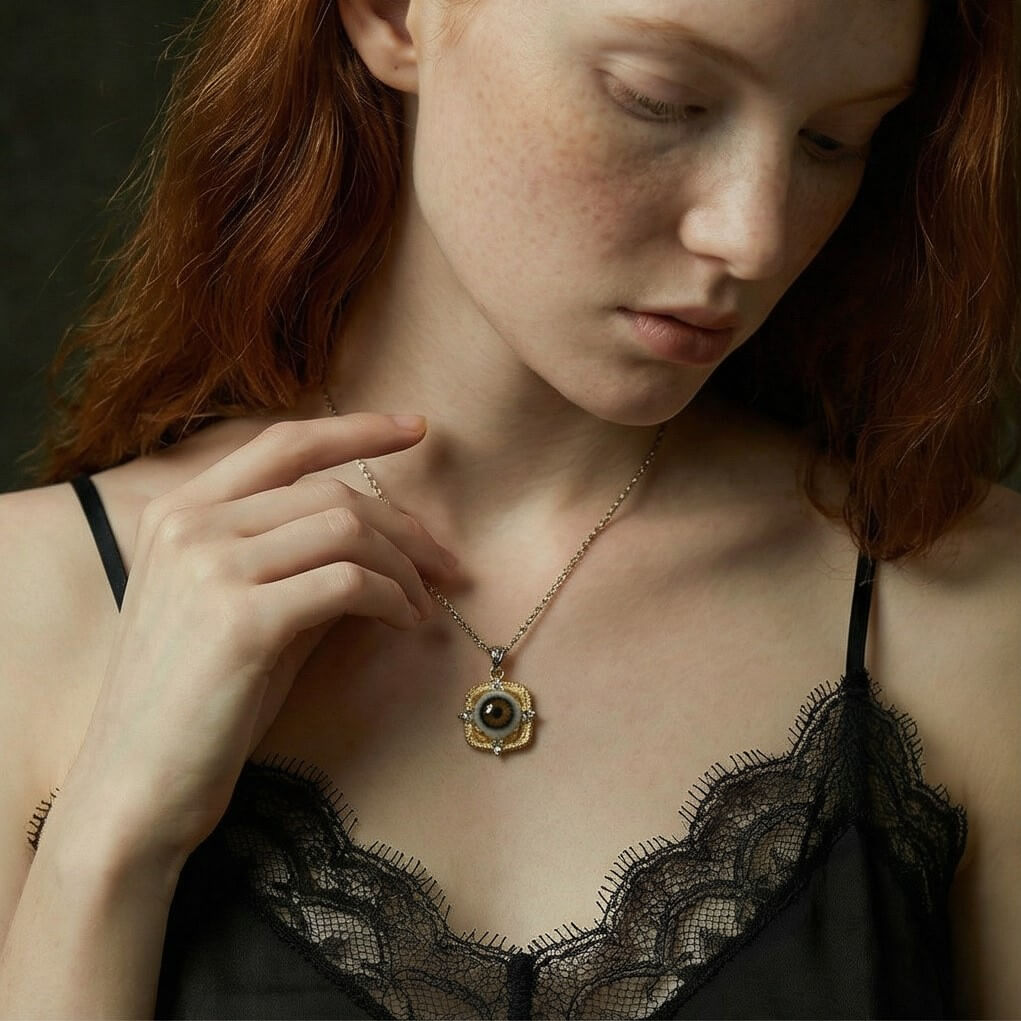 The Gaze · Aurelia Pendant