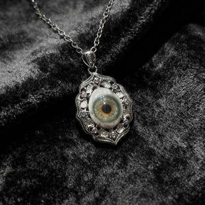 CUSTOM EYE NECKLACE (DM IG: eccentric_manor)