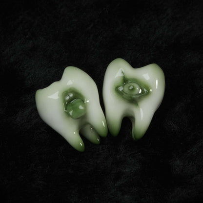 TOOTHY TRICK