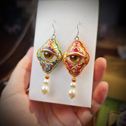 GILDED TOTEMS