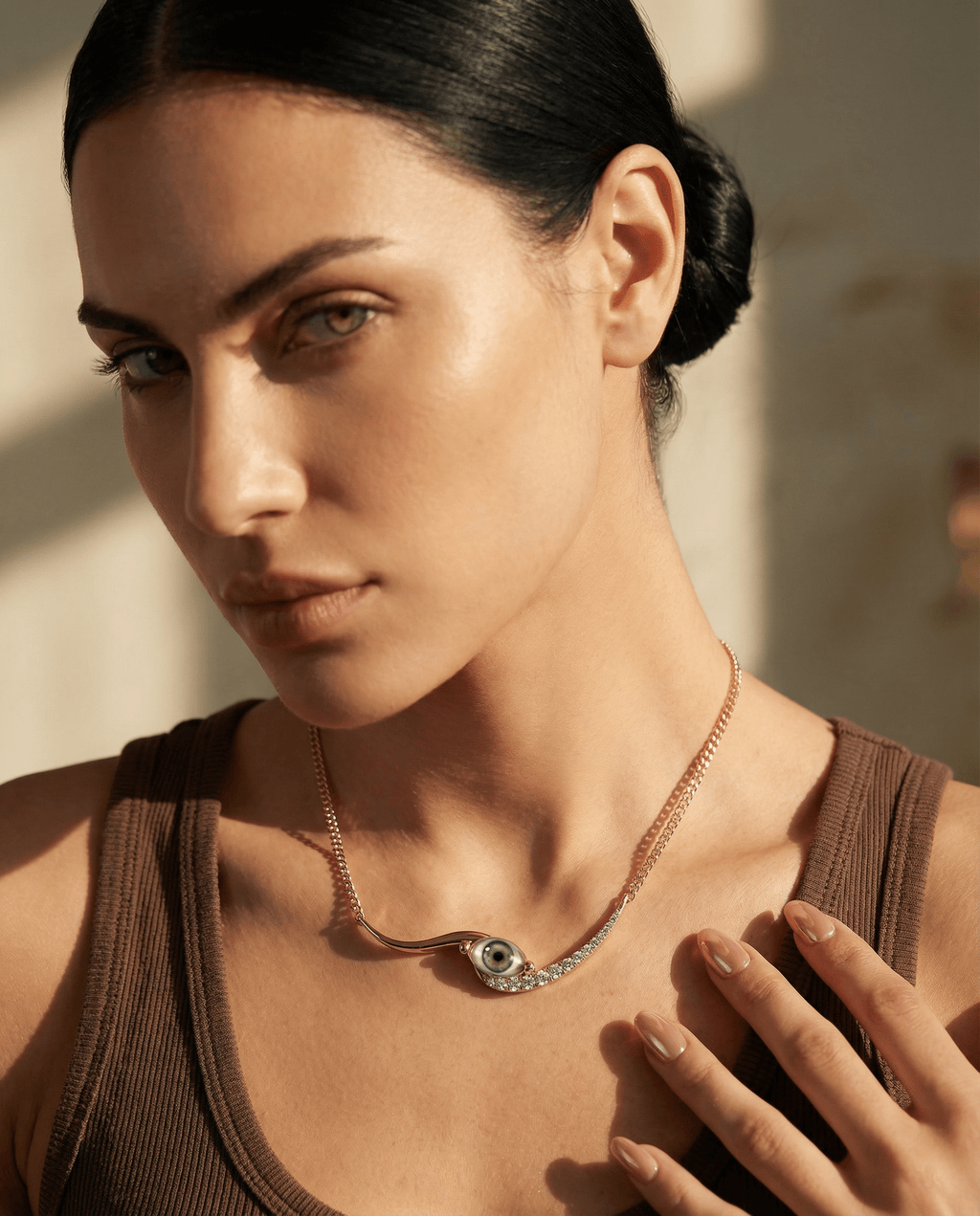 Vowline Eye Necklace