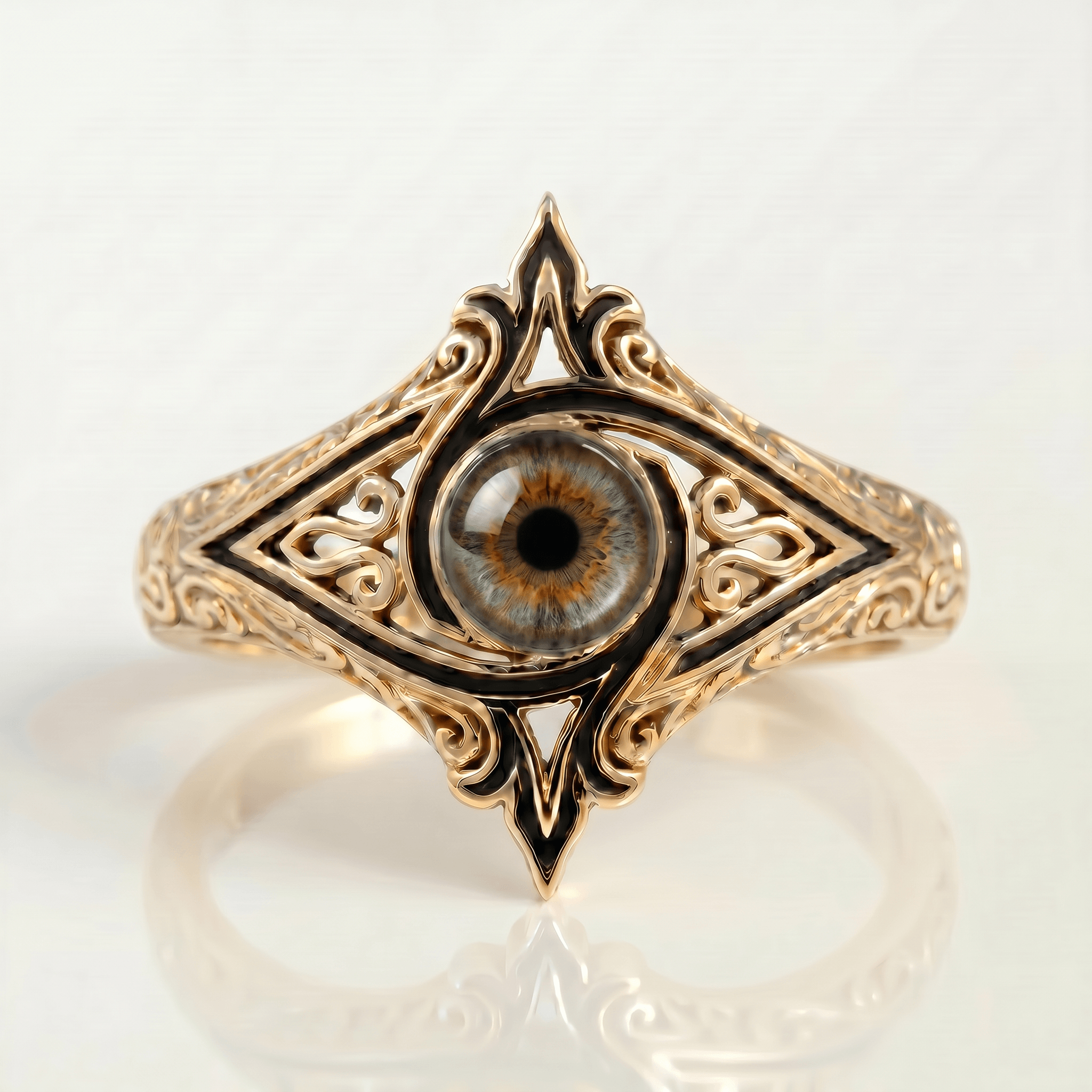 Manor Crest Ring
