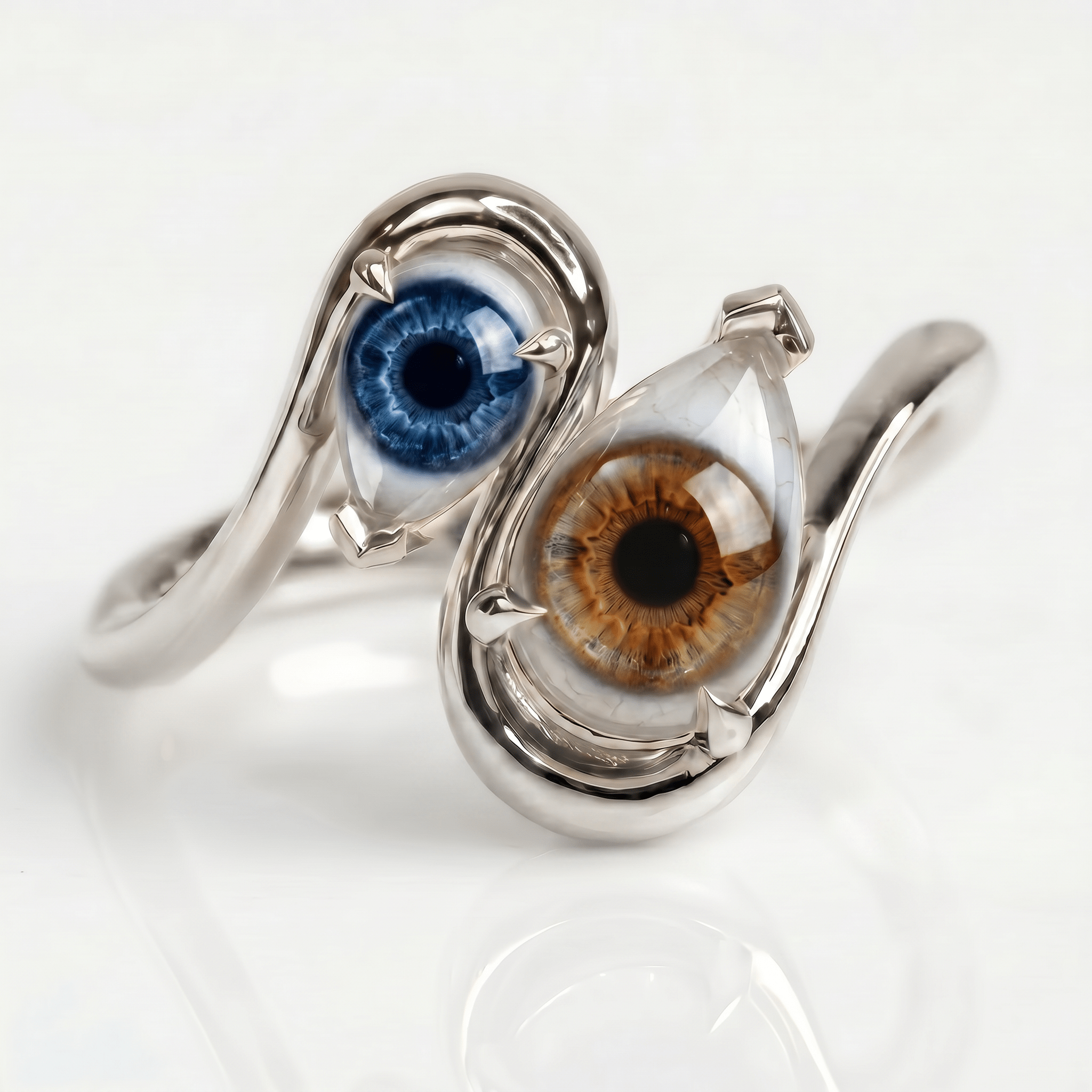 Lacrima Claw Ring