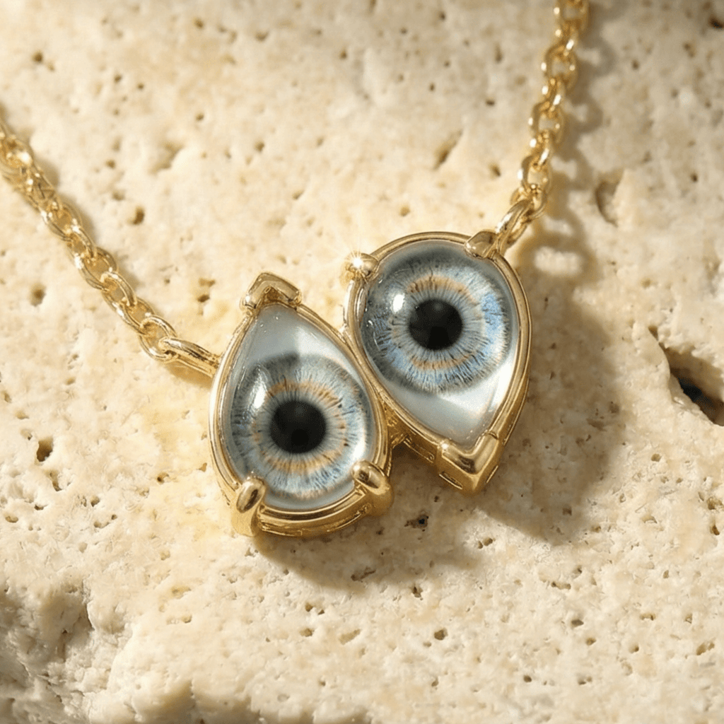 Gaze to Gaze Necklace