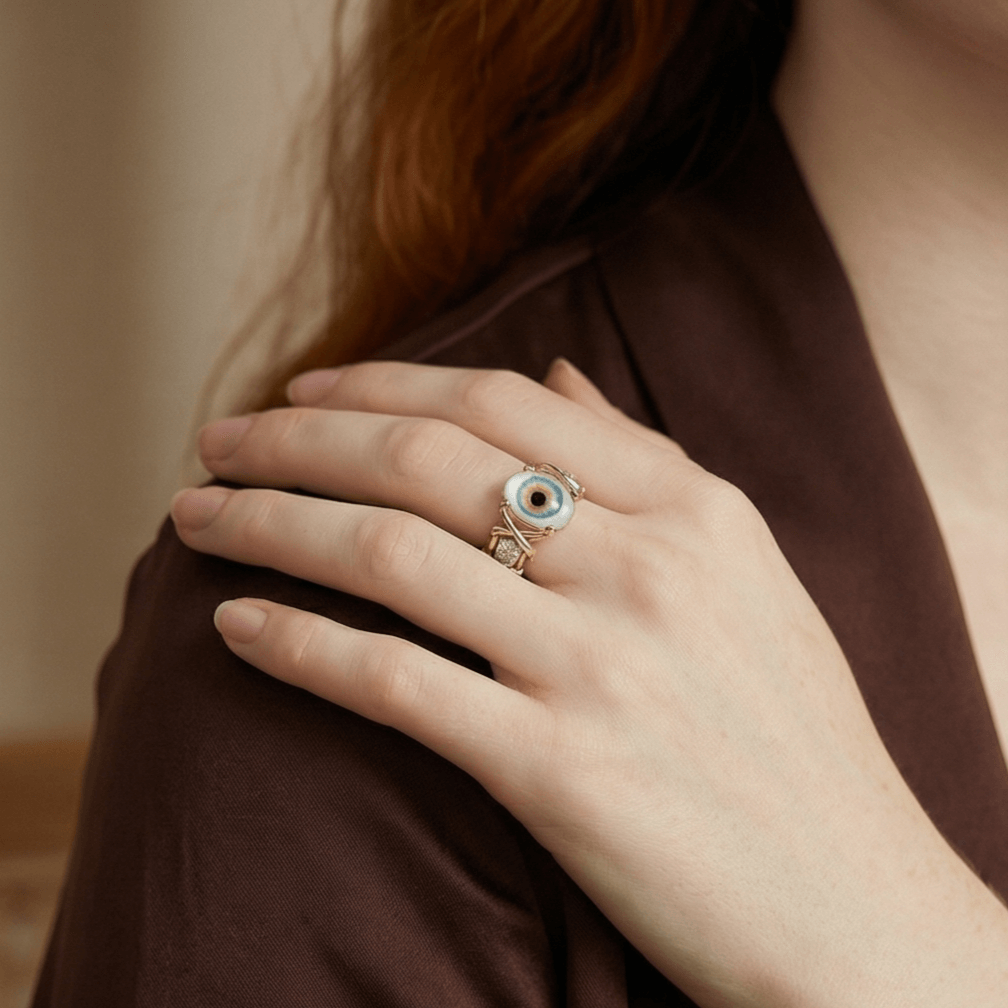 Intertwined Fate Ring